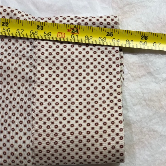 Exclusive MISSONI shirt
100% silk
Size:50 - Picture 6 of 10